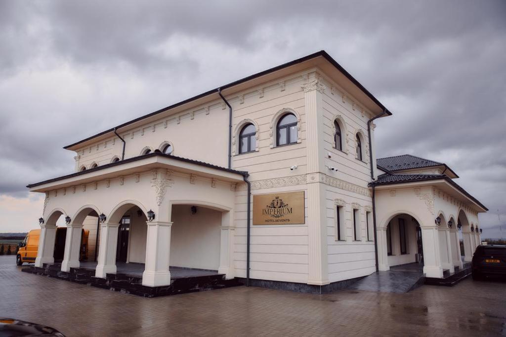 Hotel Imperium Botiz エクステリア 写真